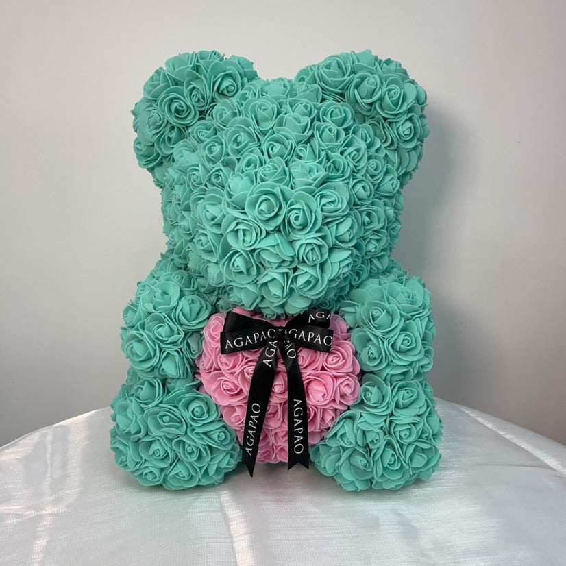 Heart hugging rose bear simulation bouquet as a birthday gift for teddy bears