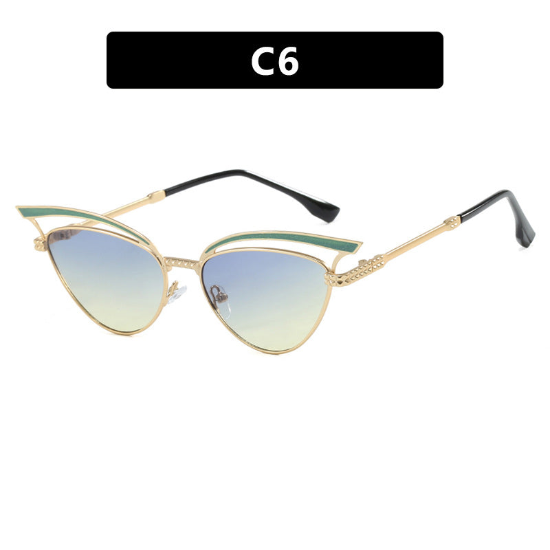 Cat eye hollow sunglasses European and American fashion sunglasses for women