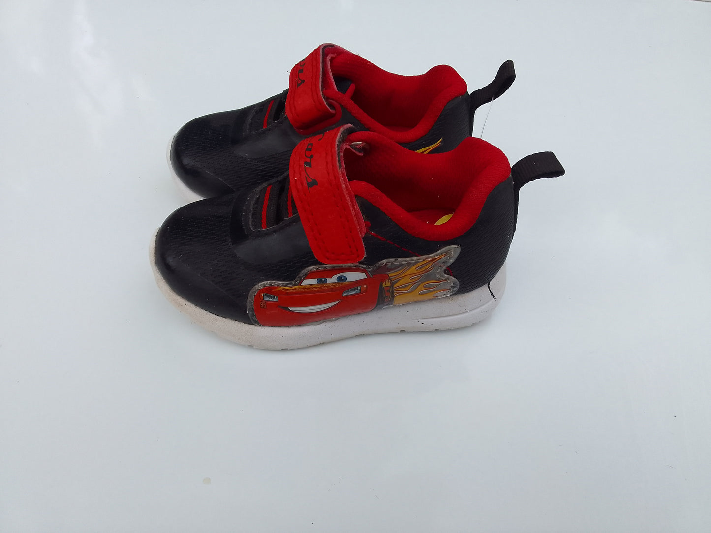 Toddler Boy Sneakers | Red Size: 5 ( pre-owned )